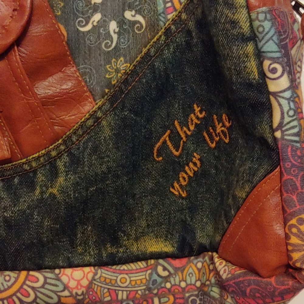 Tote - Picture 2 of 5